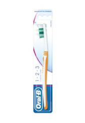 Oral B 1 2 3 Classic Care 35 mittel Kurzkopf 